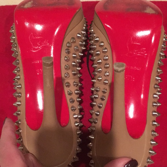 Christian Louboutin red bottom spike - Picture 5 of 6